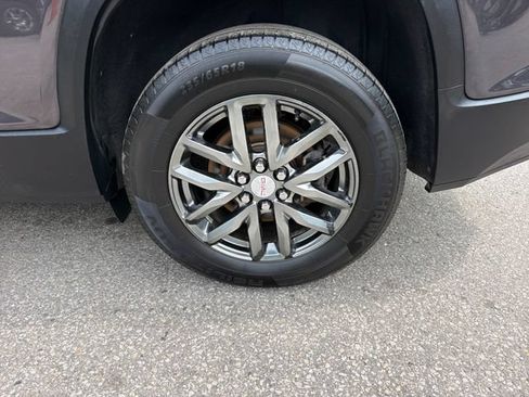 Used 2017 GMC Acadia SLT AWD/4WD image 32