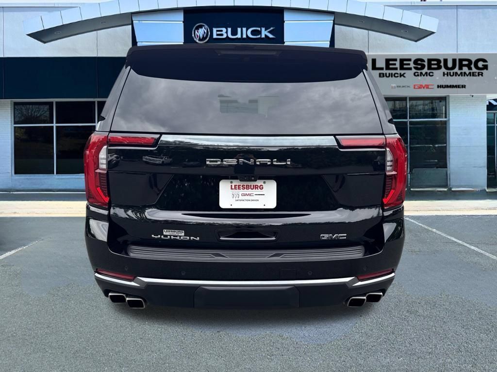 Used 2025 GMC Yukon XL Denali Ultimate AWD/4WD image 6