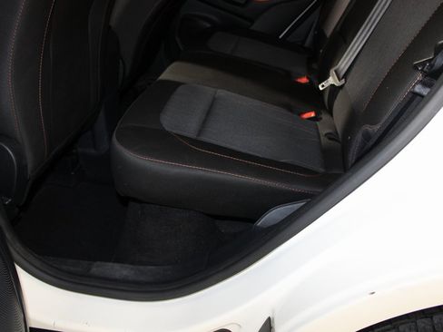 Certified 2021 Ford EcoSport SE w/ SE Appearance Package image 11