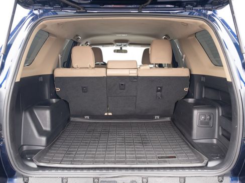 Used 2015 Toyota 4Runner SR5 AWD/4WD image 21