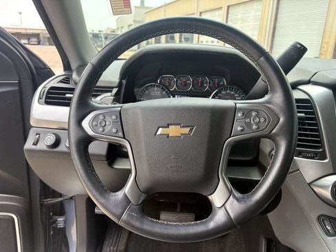 Used 2015 Chevrolet Suburban LT AWD/4WD image 15