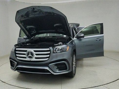 Used 2025 Mercedes-Benz GLS 450 GLS 450 image 77