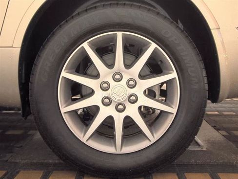 Used 2015 Buick Enclave Leather FWD image 12