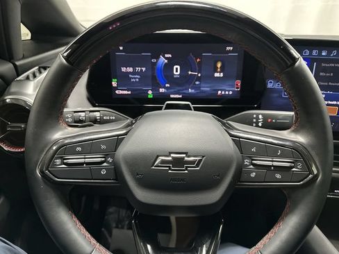 Used 2024 Chevrolet Equinox EV RS AWD/4WD image 10