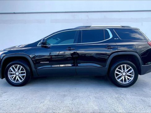 Used 2018 GMC Acadia SLE FWD image 3