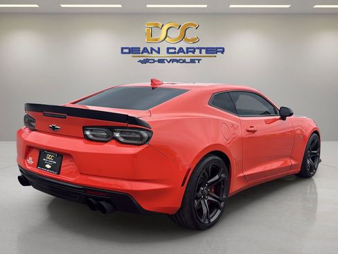 Used 2020 Chevrolet Camaro SS RWD image 5