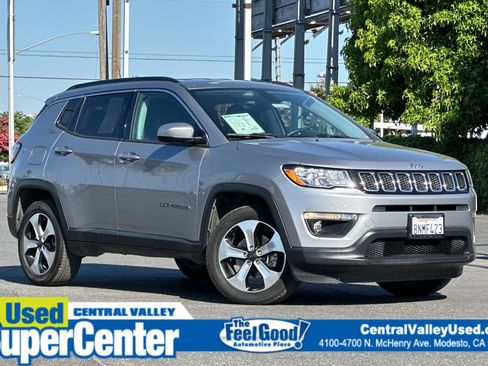 Used 2018 Jeep Compass Latitude w/ Trailer Tow Group image 1