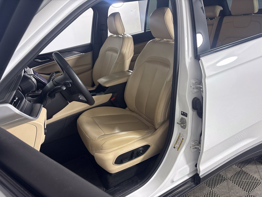Used 2024 Jeep Grand Cherokee Limited RWD image 9