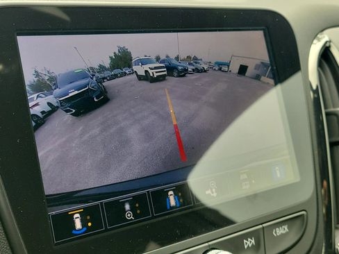 Used 2023 Chevrolet Equinox RS w/ RS Leather Package image 10