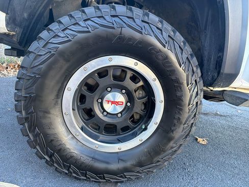 Used 2016 Toyota Tacoma SR5 image 30