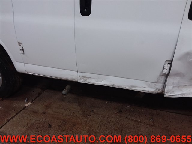Used 2019 Chevrolet Express 2500 w/ Driver Convenience Package RWD image 15