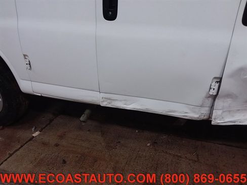 Used 2019 Chevrolet Express 2500 w/ Driver Convenience Package image 15