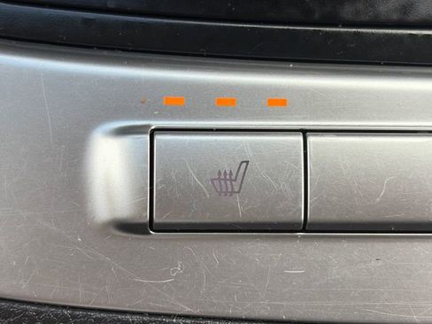 Used 2025 Kia Carnival FWD image 48