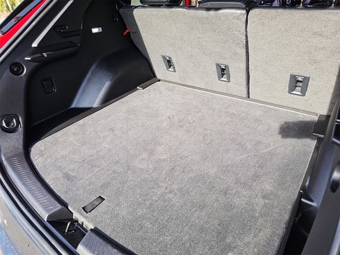 Used 2024 Chevrolet Equinox EV LT image 12