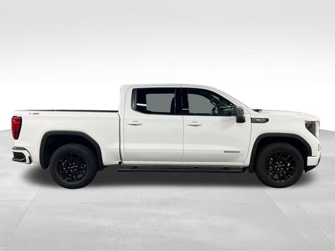 Certified 2024 GMC Sierra 1500 Elevation w/ LPO, Elevation Black Package AWD/4WD image 12