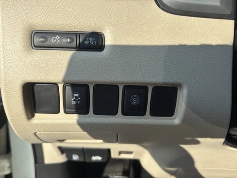 Used 2020 Nissan Murano SV w/ Premium Package AWD/4WD image 17