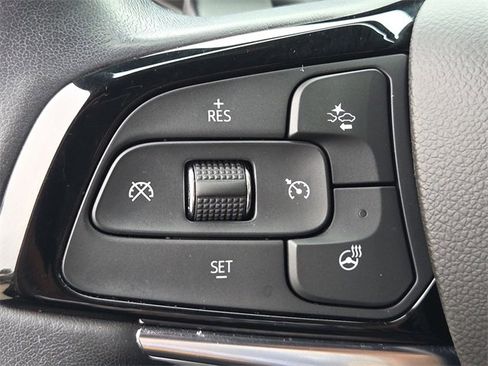 Used 2022 Buick Enclave Avenir w/ Avenir Technology Package image 25