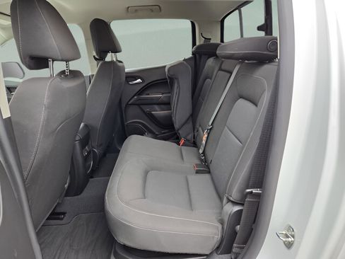 Used 2019 Chevrolet Colorado LT w/ LT Convenience Package image 16