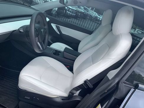 Used 2021 Tesla Model Y Performance AWD/4WD image 17