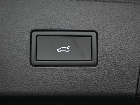 New 2026 Volkswagen Atlas SEL Premium R-Line image 16