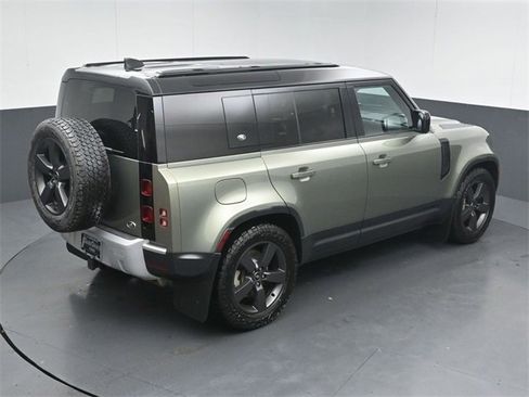 Used 2022 Land Rover Defender 110 SE image 51