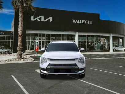 New 2025 Kia Niro EX Touring