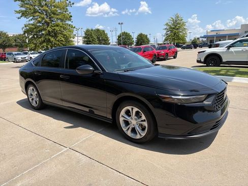 New 2026 Honda Accord LX image 7
