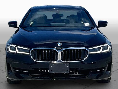 Used 2023 BMW 530i w/ Premium Package RWD image 3