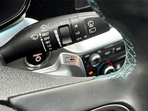 Used 2022 Kia Niro EX Premium image 36