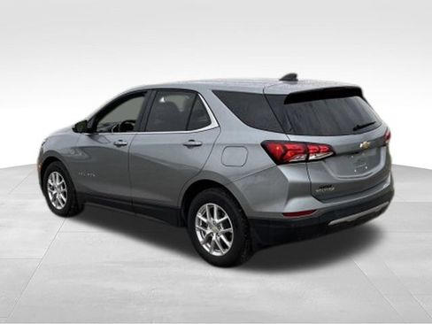 Used 2024 Chevrolet Equinox LT FWD image 3