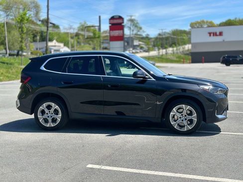 Used 2023 BMW X1 xDrive28i w/ Convenience Package AWD/4WD image 8