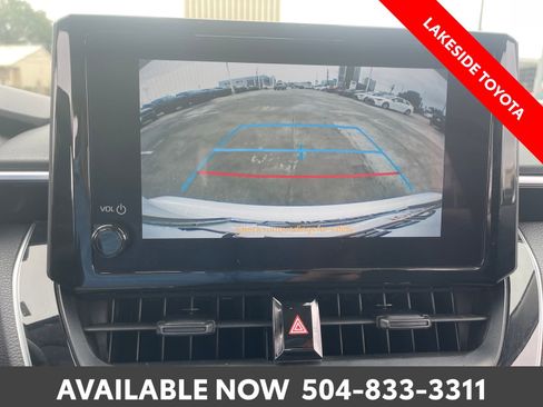 Used 2024 Toyota Corolla LE FWD image 32