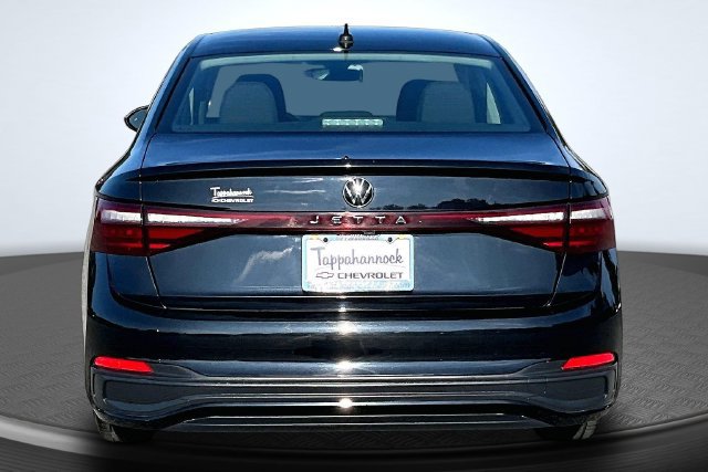 Used 2025 Volkswagen Jetta S FWD image 5