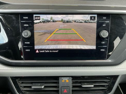 Used 2023 Volkswagen Taos SEL AWD/4WD image 18