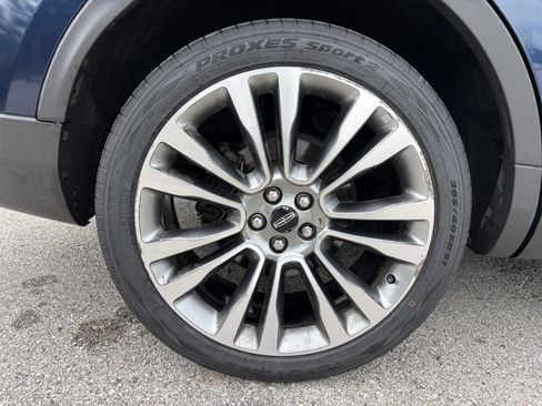 Used 2017 Lincoln MKX Reserve w/ Driver Assistance Package image 49