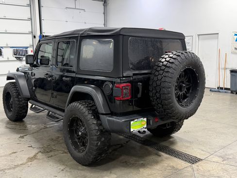 Used 2021 Jeep Wrangler Unlimited Willys image 18