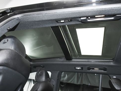 Used 2023 Mercedes-Benz GLS 450 4MATIC image 54