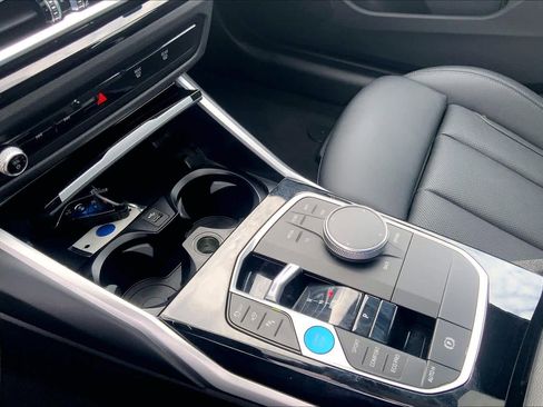 Used 2024 BMW i4 eDrive40 image 16