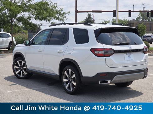 Certified 2025 Honda Pilot Elite image 17
