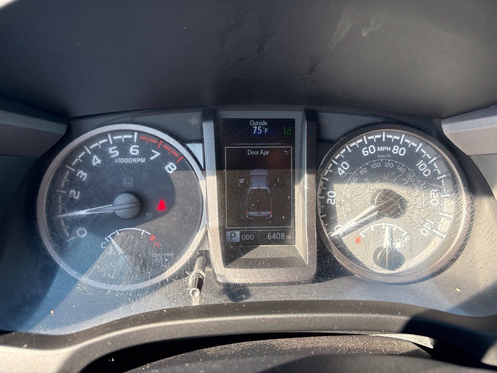 Used 2021 Toyota Tacoma TRD Off-Road w/ TRD Premium Off Road Package AWD/4WD image 13