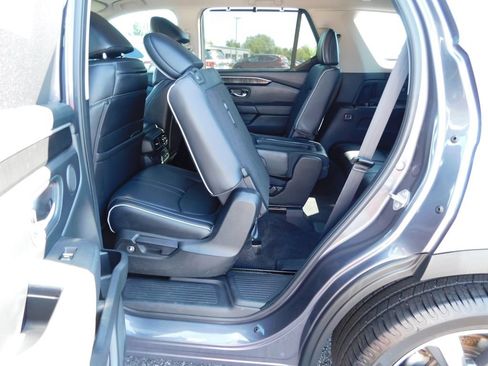Used 2023 Honda Pilot Elite image 35