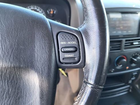 Used 2004 Jeep Grand Cherokee Laredo w/ Cold Weather Group AWD/4WD image 21