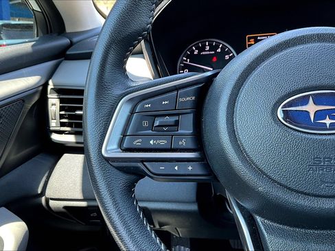 Used 2023 Subaru Outback Premium AWD/4WD image 13
