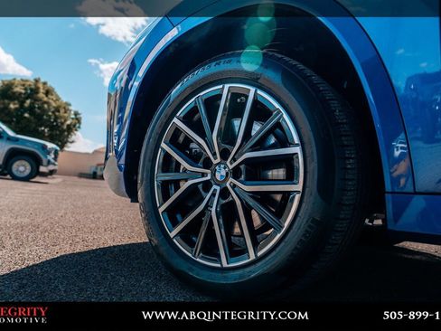 Used 2025 BMW X1 xDrive28i AWD/4WD image 15