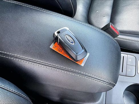 Used 2022 Ford Escape SEL AWD/4WD image 35