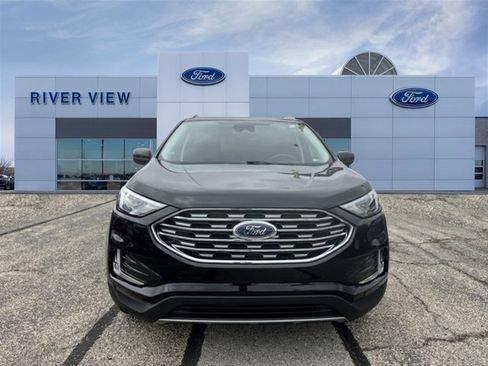 Certified 2022 Ford Edge SEL w/ Convenience Package image 2