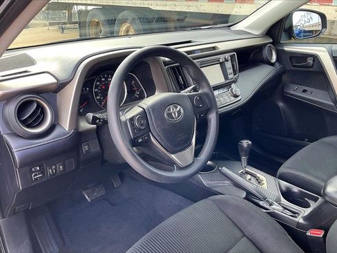 Used 2013 Toyota RAV4 XLE image 14