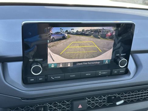 Used 2025 Honda Accord SE image 29