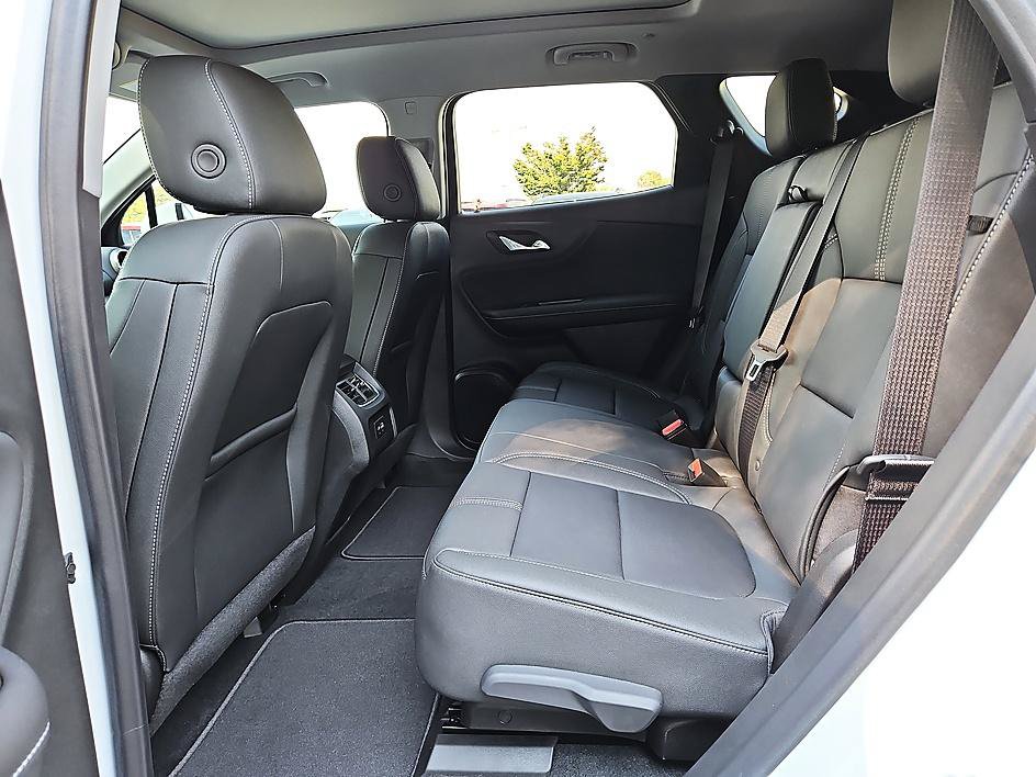 New 2026 Chevrolet Blazer LT AWD/4WD image 10