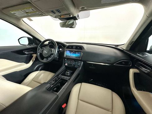 Used 2020 Jaguar F-PACE Premium AWD/4WD image 2